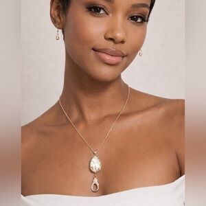 Delicate Gold Drop Pendant Necklace - Women's Jewelry